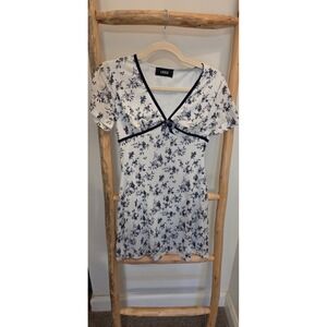 Cider Women's Dress Size Small White And Blue Floral Coquette Cottagecore‎